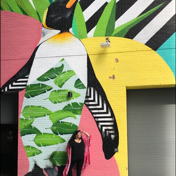 Meet your Posher, Mayra - Picture 4 of 5